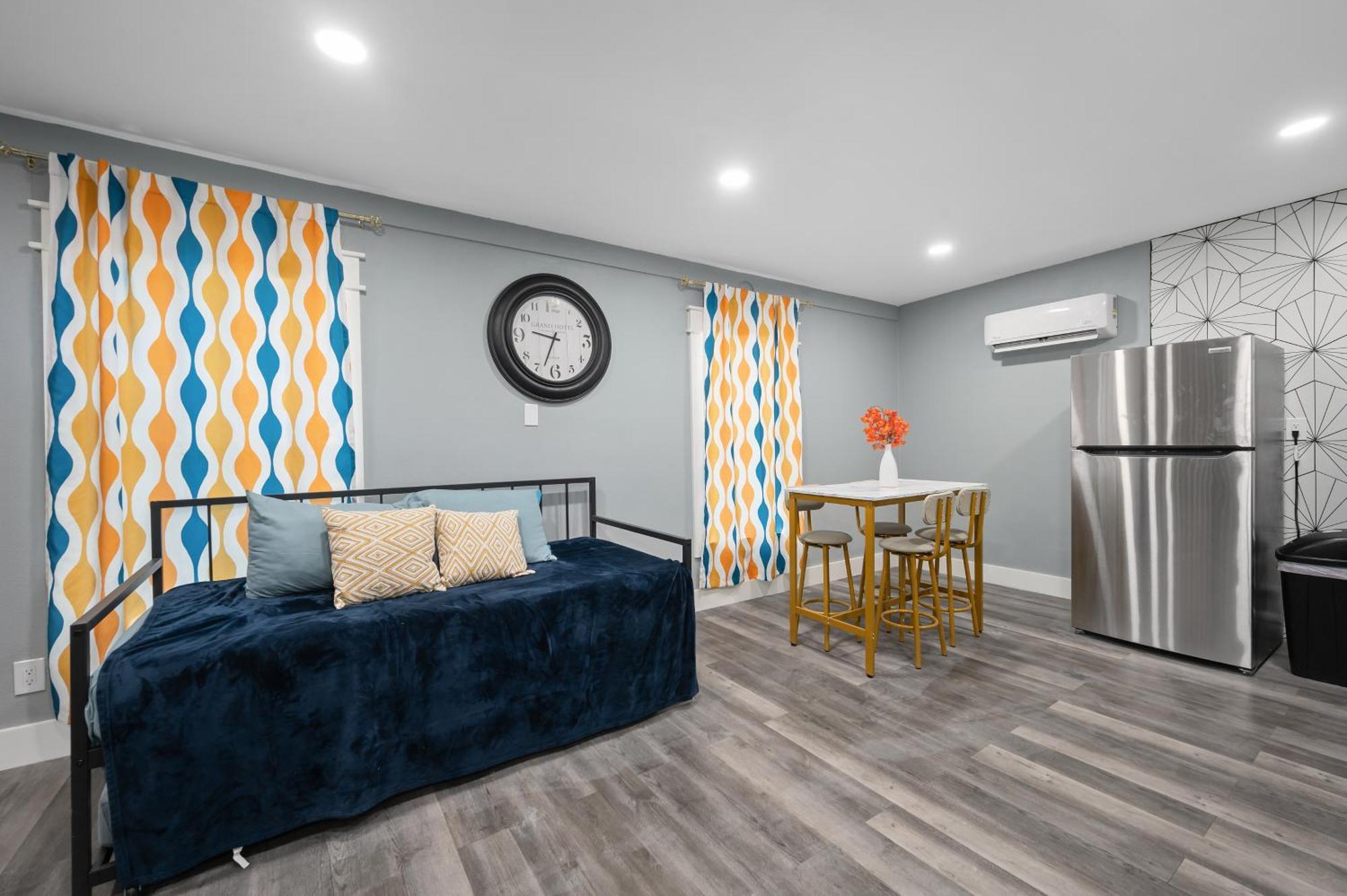 Elegant 2Br Apt Near Med Center With Free Park Houston Eksteriør bilde